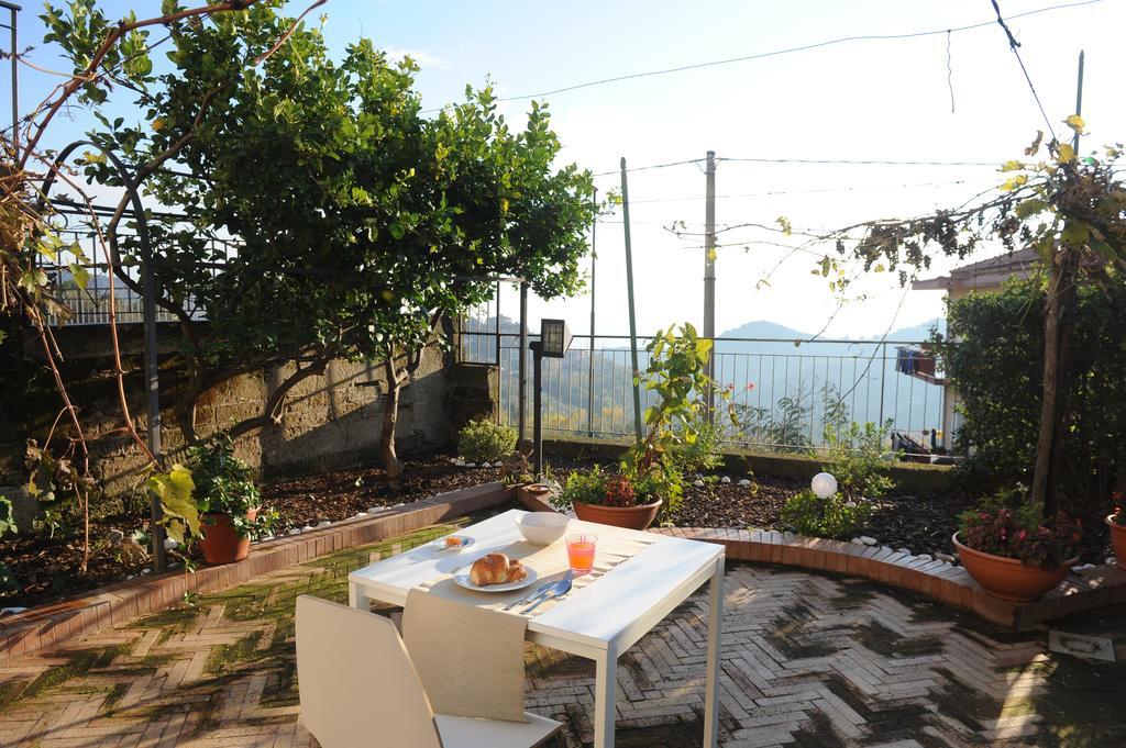 B&B Viale Delle Colline ซาแลร์โน ภายนอก รูปภาพ