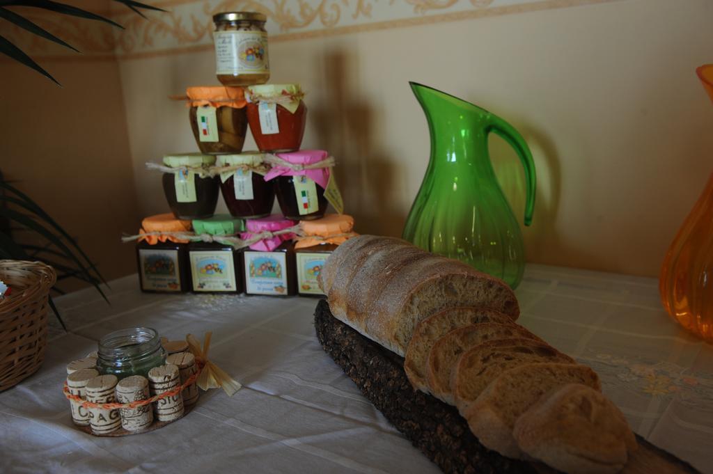 B&B Viale Delle Colline ซาแลร์โน ภายนอก รูปภาพ