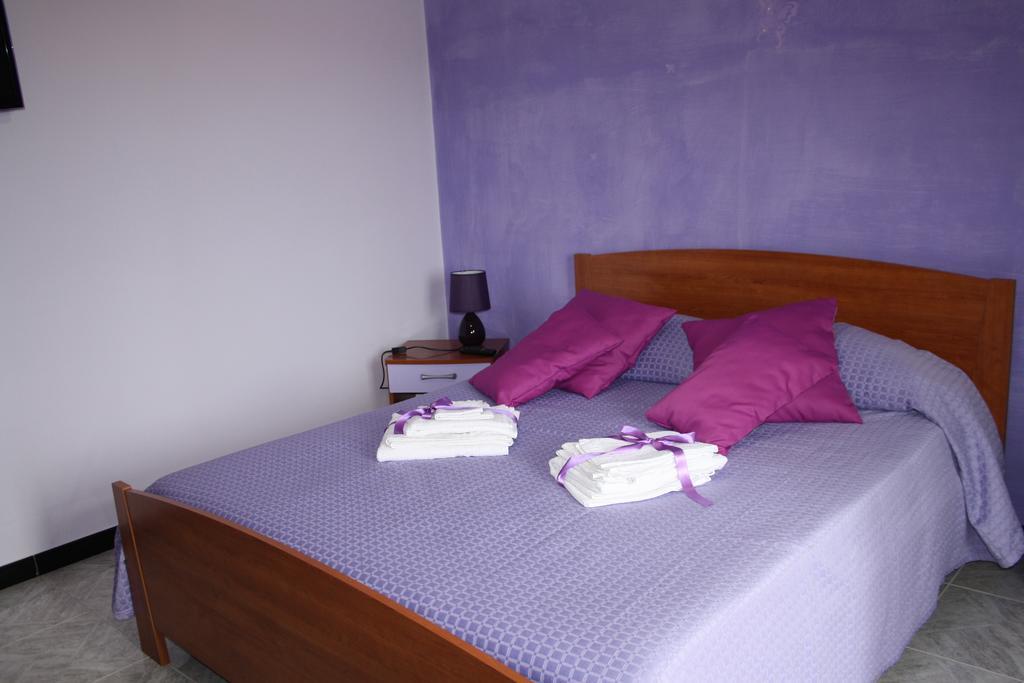 B&B Viale Delle Colline ซาแลร์โน ภายนอก รูปภาพ