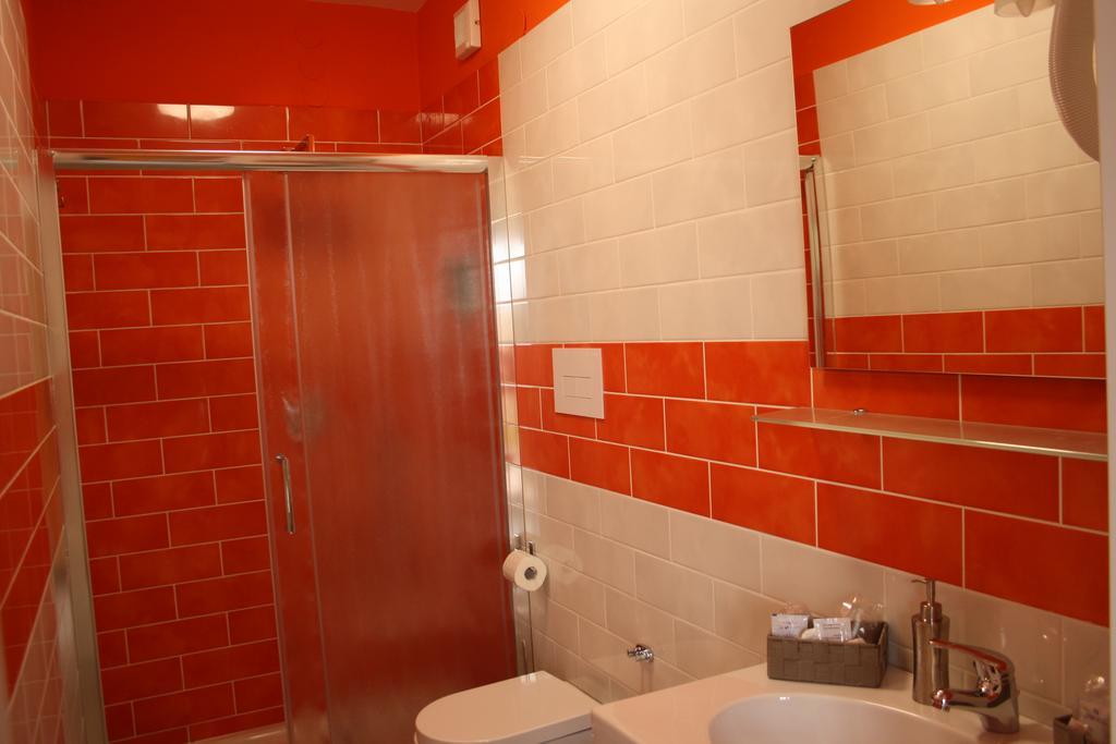 B&B Viale Delle Colline ซาแลร์โน ภายนอก รูปภาพ